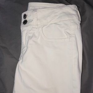 Women’s 4 Regular American Eagle Crop white jeans